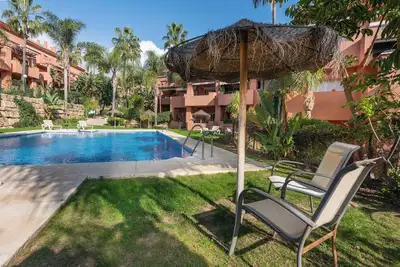 Image de Appartement « La Fragata Estepona 3b 2b » avec vue sur mer, Wi-Fi et climatisation