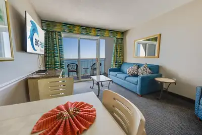 Image de High Floor Direct Oceanfront w/ Views Heated Pools