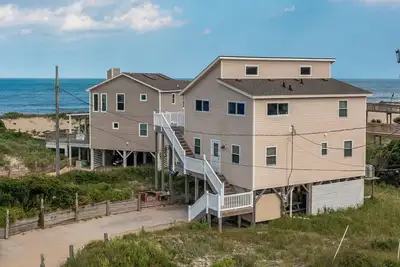 Image de 7148 Just Beachy * 1 Min Walk to Beach * Dog Friendly * Ocean Views