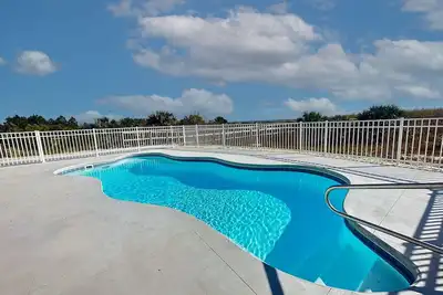 Image de Gulf front with private heated pool, two master suites and an elevator!