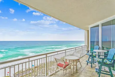 Image de Desirable 2 bdr Gulf-Front 8th floor Pearl of Navarre Condo!