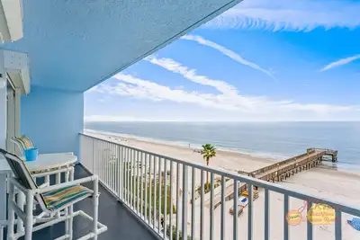 Image de Sand Dollar 507 is a Silver 3 bed 2 bath Guf Front Condo on the Top Floor