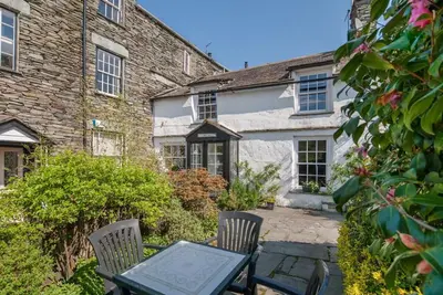 Image de Rose Cottage - Deux Chambres Maison, Couchages 4