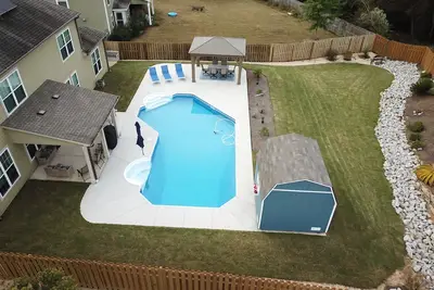 Image de 5 Bedroom home with backyard oasis in Evans - 8 Miles to Augusta National