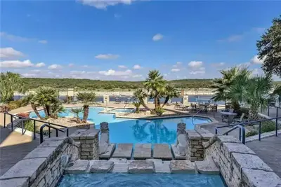 Image de Delightful, Relaxing Villa with Breath taking Lake View, Pools