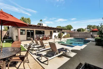 Image de Great Location Pvt Htd Pool Plus Separate Casita, Dog Friendly, Free Golf, Near Dining & Shopping