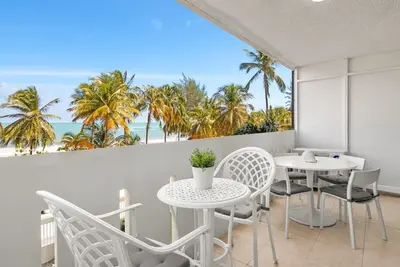 Image de Blue Ocean Studio | Breathtaking beachfront studio in Luquillo