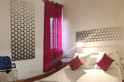 Myra cottage 30sqm with garden 300m from the sea 5 minutes from the airport