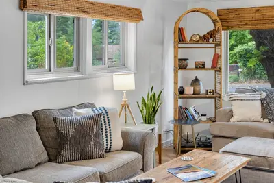 Image de Charming White Salmon Family Home