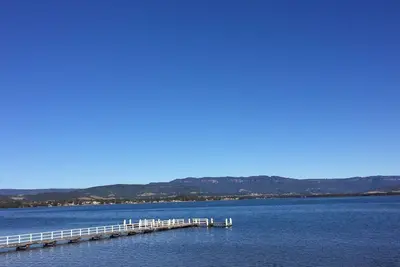 Image de Lake and Ocean View