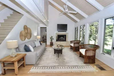 Image de Lake Toxaway Golf Course/Walk to Marina! 4 Bedrooms, 4 Bathrooms $350/night