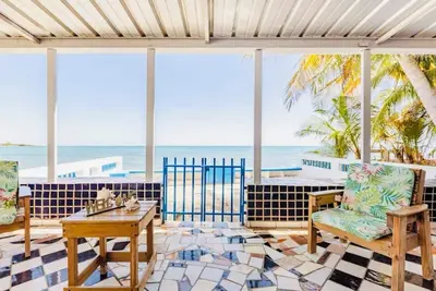 Image de Beachfront relaxing house, listening Sound the sea