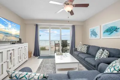 Image de Aruba Beachside Escape First Floor Oasis - Memorial & Labor Day Available!