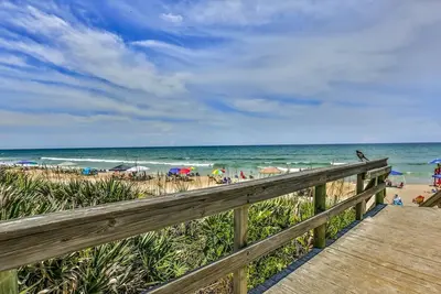 Image de Stunning 2 bedroom 2 bath Oceanwalk condo