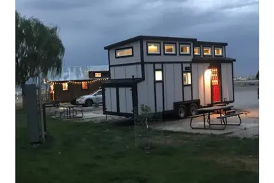 Contemporary - Modern Tiny Home on the Lake
