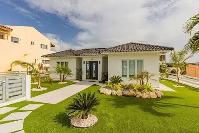 Brand New 3br 2ba Villa with Amazing Amenities!