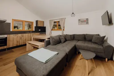Image de Log cabin, 60 sqm, 2 bedrooms, wooden terrace with garden, max. 4 persons