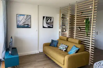Image de Grand studio 4p rénové avec parking\/clim\/balcon