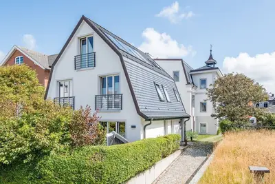 Image de Noble. Stylish. Close to the beach. - The Villa 1903