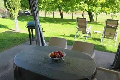 Image de Belle maison de vacances avec Tv, patio, animaux admis, vue panoramique et parking