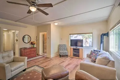 Image de Buena Vista Home w/ Patio 2 Blocks to Main St