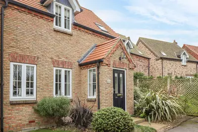 Image de Staks Cottage, pet friendly, with pool in Filey