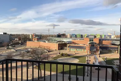 Image de Luxury Condo downtown Lansing