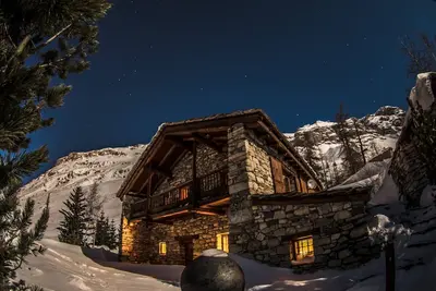 Image de Magnifique Chalet au Calme près des Remontées Mécaniques à Val-d'Isère