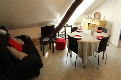 Luchon : T3 cosy pour 4 pers, au pied du télécabine, parking privé