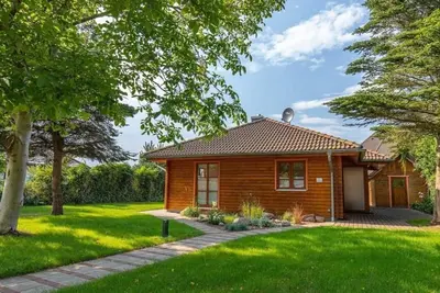 Image de Cozy living in the wooden cottage.