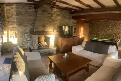 Image de Superbe maison de caractère entièrement rénovée pour votre plus grand plaisir.