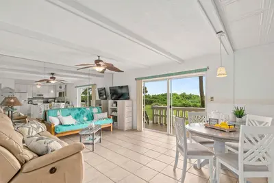 Image de Cocoa Beach Direct Oceanfront Condo - just a few steps to the beach!