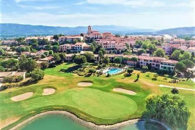 Image de Appartement domaine et golf de Pont Royal
