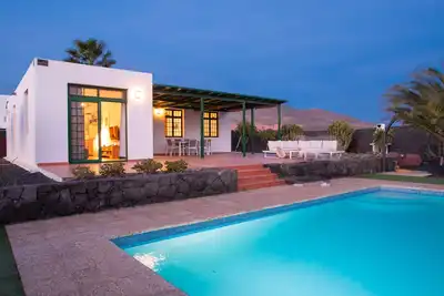 Image de Villa Papagayo with swimming pool, garden and barbecue, 15 minutes from Papagayo beaches.