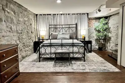 Image de Soulard 1 Bedroom with In-Unit Washer Dryer - Pet Friendly - Close to Downtown