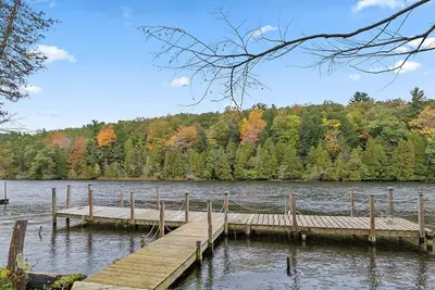 Image de River Front Home with Amazing views and a shared private island!