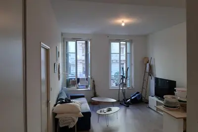 Magnifique haut de gamme logement entier T2 vieux port
