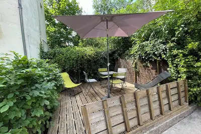 Image de Bel appartement calme avec jardin à 5mn de la gare.
