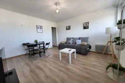 Image de L1 St-Quentin-en-Yvelines : Appartement avec parking