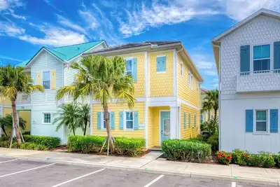 Image de Sunny Cottage near Disney with Margaritaville Resort & Island H20 Waterpark.