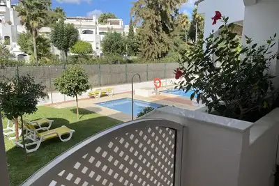 Image de Live in Paradise