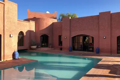 Image de Villa Marrakech, 550m2 composée de 5 suites et piscine privée.