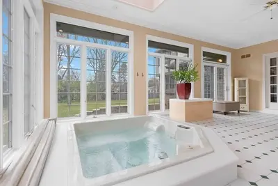 Image de Manor on Terraview/Hot Tub/7br/ 7, 200sqft