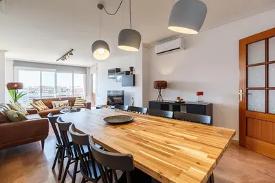 Image de High-end 7th floor apartment in central Tarragona