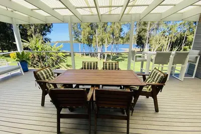 Image de Memories Lakehouse at Dalmeny - pet friendly, waterfront, Sunday check out 3pm!