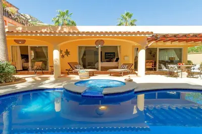 Image de Pedregal Villa, Pool, Hot Tub & Walk to Marina