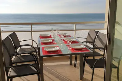 Image de Apartment T3 sea view in St Gilles Croix de Vie.