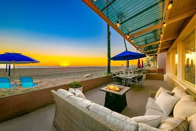 Image de Oceanfront Beach Cottage On the Sand + Unobstructed Views