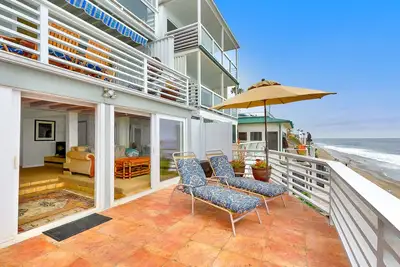 Image de Oceanfront home with amazing panoramic views