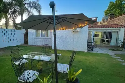 Image de Nice house near the airport, up to 5 guests!